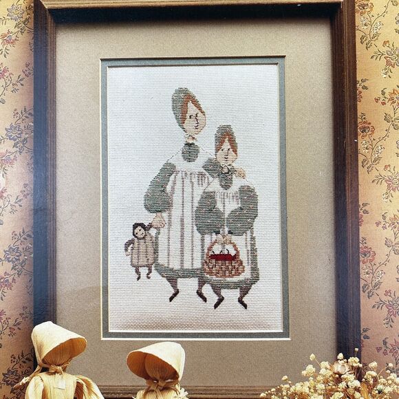 1983 June Grigg P. Buckley Moss Sisters 102 Counted Cross Stitch Pattern 8544 - Picture 2 of 10